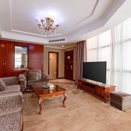 Vienna Hotel Shenzhen Songgang Shajiang Road מראה חיצוני תמונה
