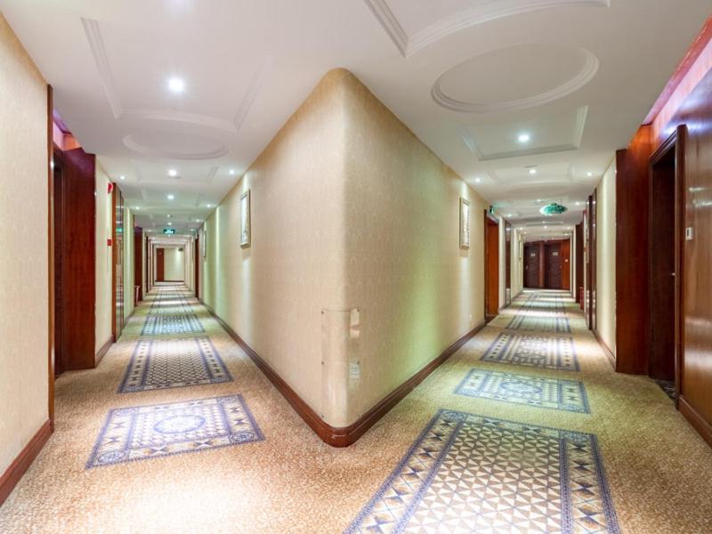 Vienna Hotel Shenzhen Songgang Shajiang Road מראה חיצוני תמונה